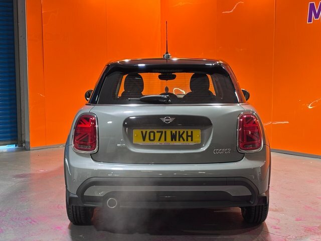 Mini Hatch 1.5 Cooper Classic Hatchback Eur VO71WKH Grey #5