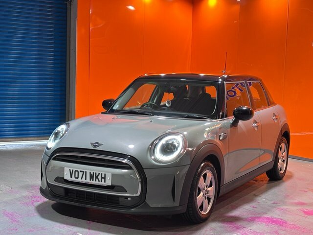 Mini Hatch 1.5 Cooper Classic Hatchback Eur VO71WKH Grey #3
