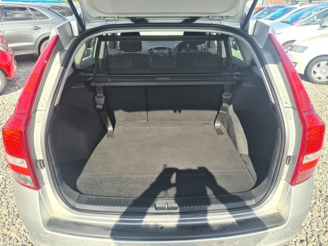 Kia Ceed 1.6 Crdi 3 Sports Wagon Euro 5 Silver #4
