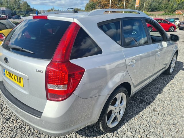 Kia Ceed 1.6 Crdi 3 Sports Wagon Euro 5 Silver #3