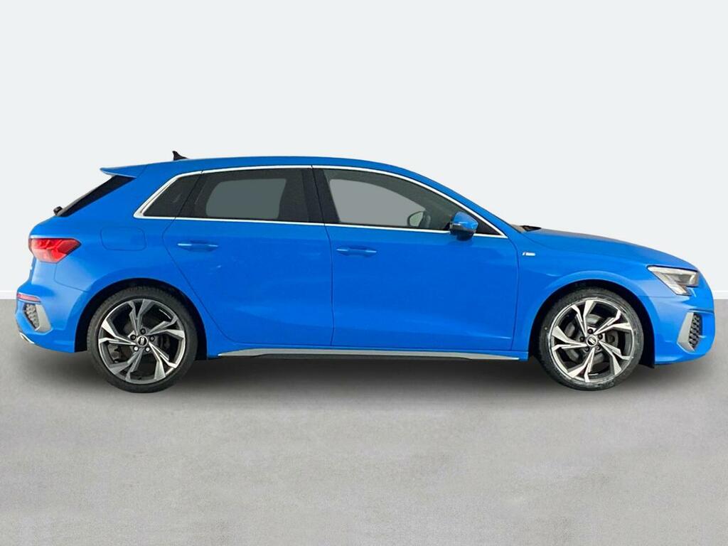Audi A3 35 Tfsi S Line S Tronic FN71LNY Blue #2