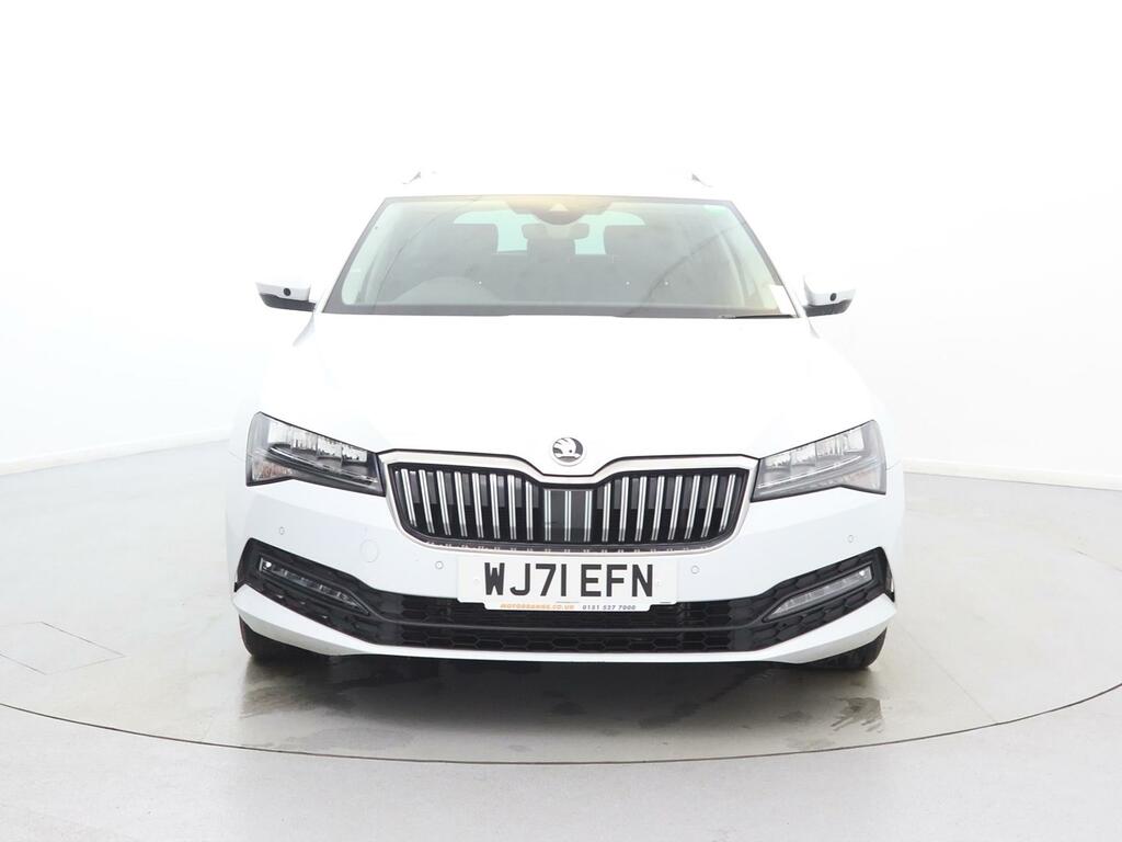 Skoda Superb 2.0 Tdi Cr Se Technology Dsg White #2