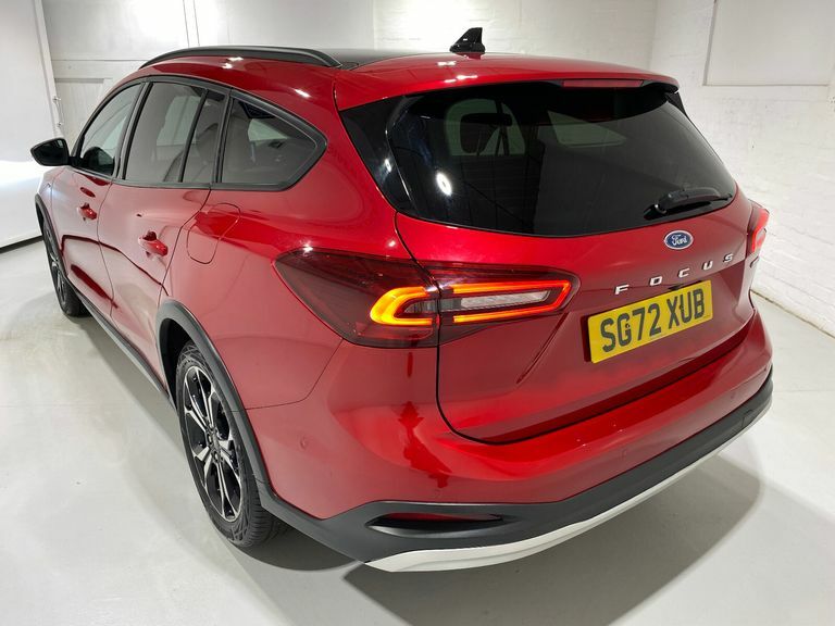 Ford Focus 1.0 Turbo Ecoboost 155Ps Mhev Active V SG72XUB Red #4