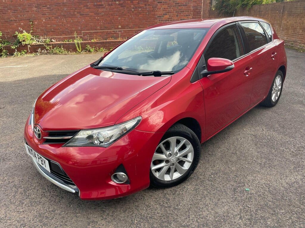 Toyota Auris Hatchback 1.6 V-matic Icon Euro 5 201414 NX14PBY Red #3