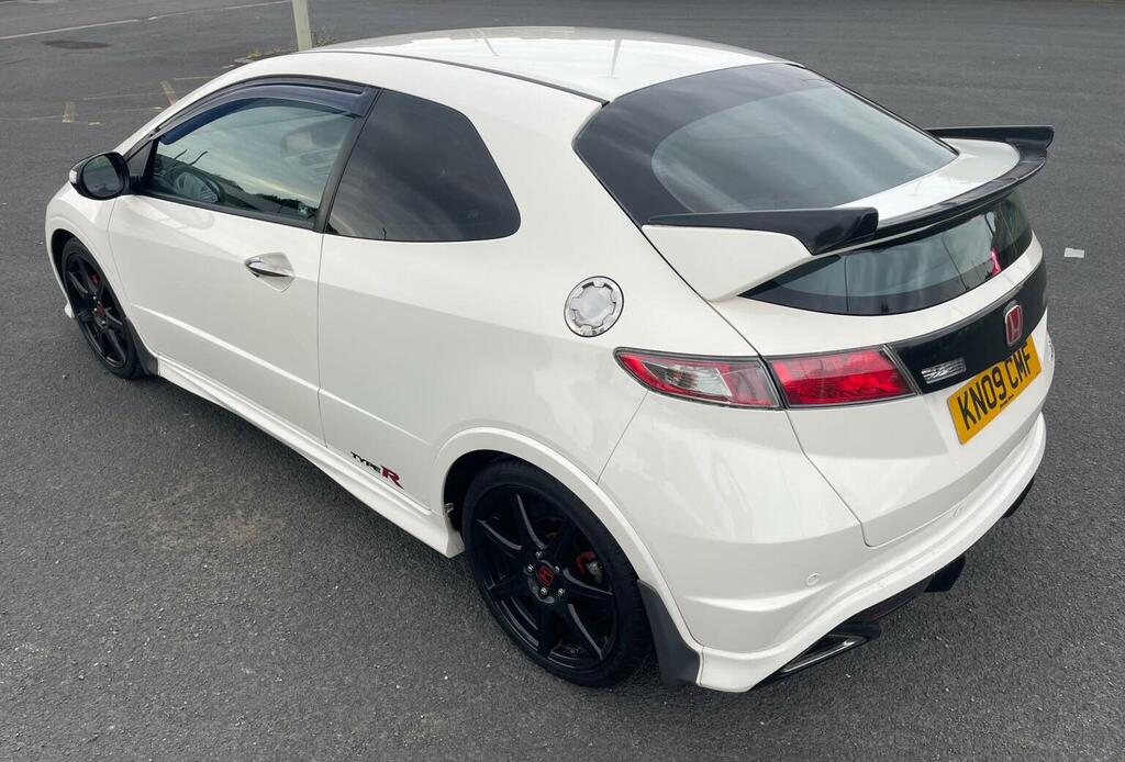 Honda Civic Hatchback 2.0 I-vtec Type R Championship White White