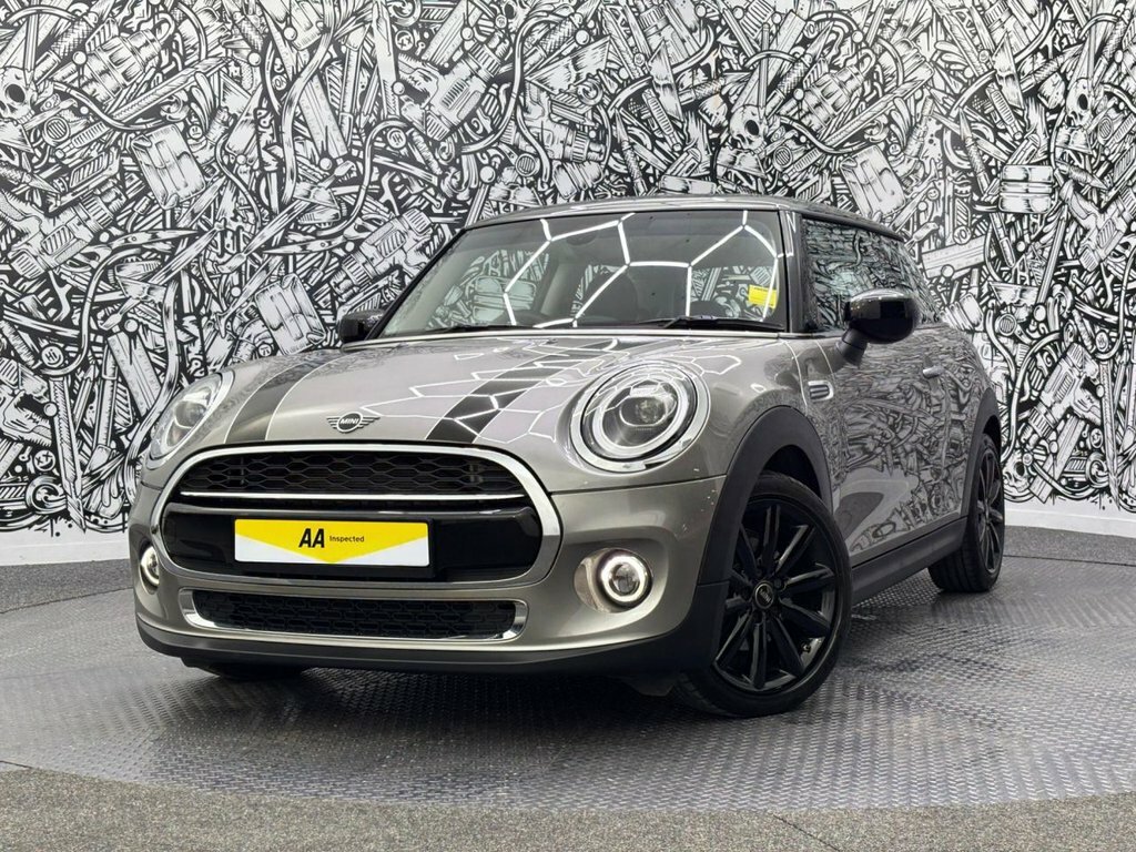 Mini Hatch 1.5L Cooper Exclusive Silver #4