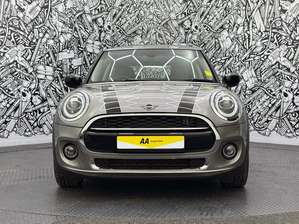 Mini Hatch 1.5L Cooper Exclusive Silver #2