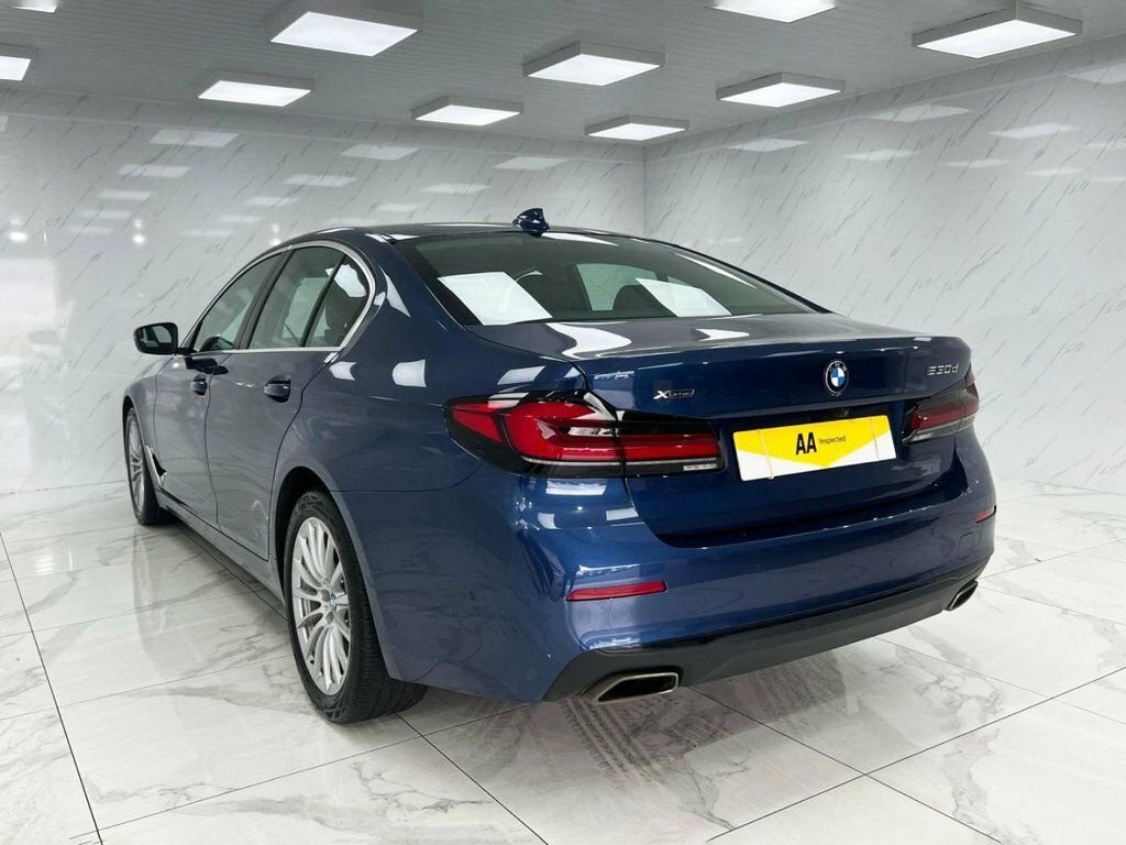 BMW 5 Series 3L Se KT70GVZ Blue #6