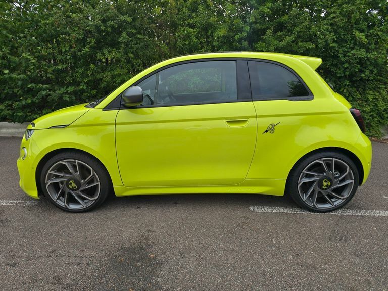 Abarth 500 114Kw Turismo 42.2Kwh Green #3