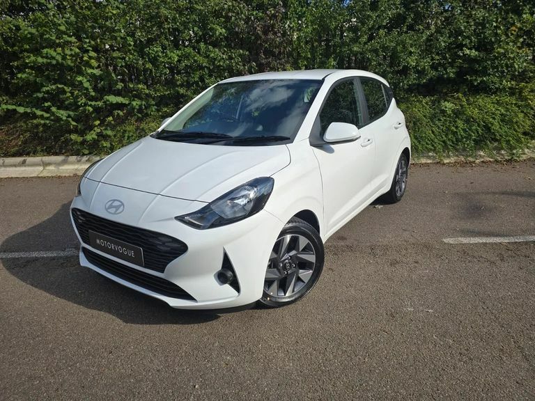 Hyundai I10 1.0 63 Premium Nav KN75PVV White #3