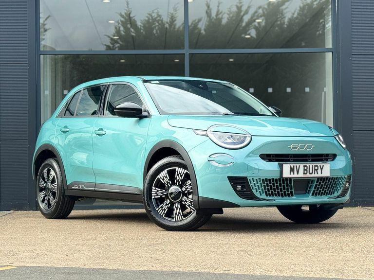 Fiat 600 1.2 Hybrid 48V Edct-6 Blue