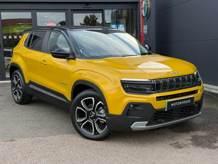 Jeep Avenger 115Kw Summit 54Kwh Yellow