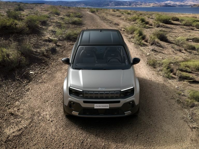 Jeep Avenger 115Kw E-summit 54Kwh #4