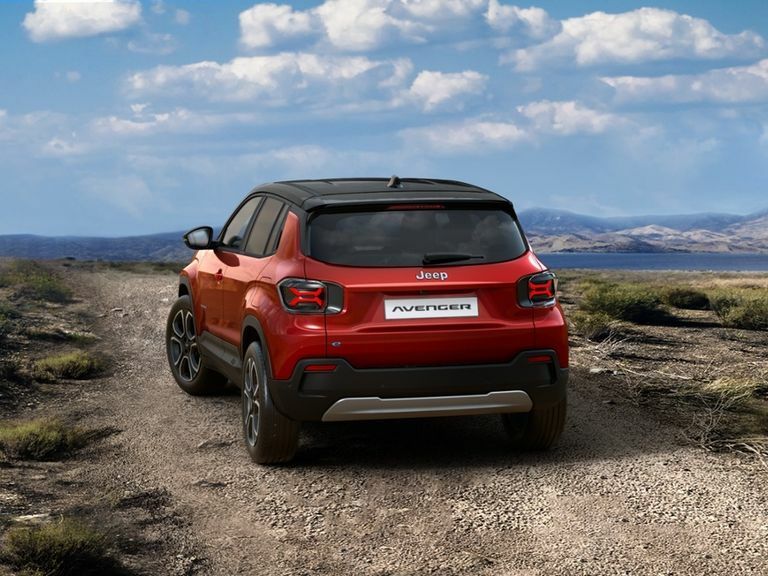 Jeep Avenger 115Kw E-summit 54Kwh Red #2