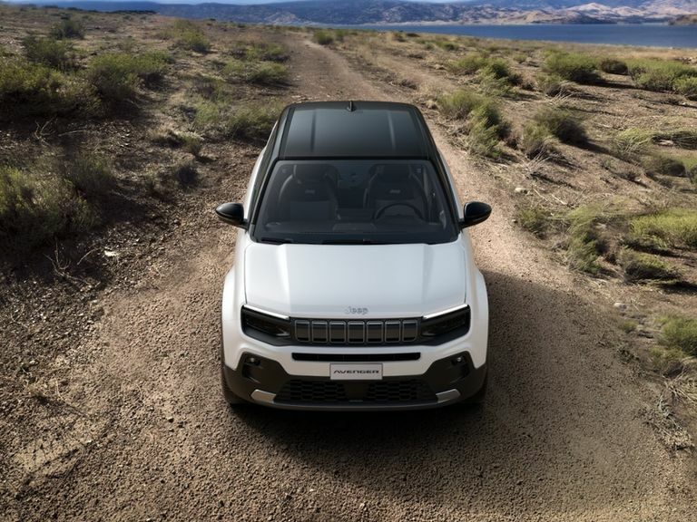 Jeep Avenger 1.2 E-hybrid Altitude Dct White #4