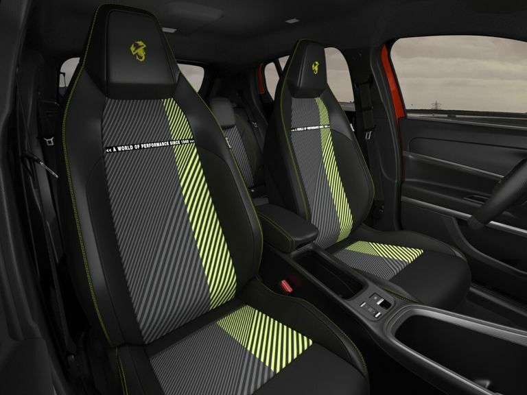 Abarth 600e 175Kw 54Kwh Orange #6