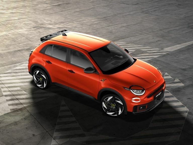 Abarth 600e 175Kw 54Kwh Orange #3