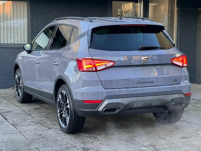 Seat Arona 1.0 Tsi 115 Fr Sport Dsg Grey #3