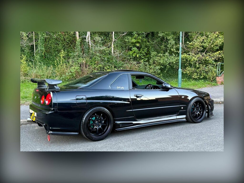 Nissan Skyline R34 2.6 Gtr V Spec Black #30