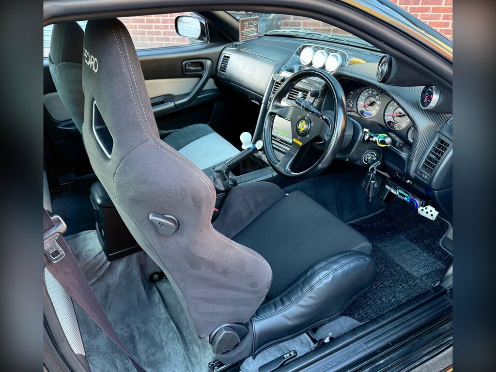 Nissan Skyline R34 2.6 Gtr V Spec Black #13