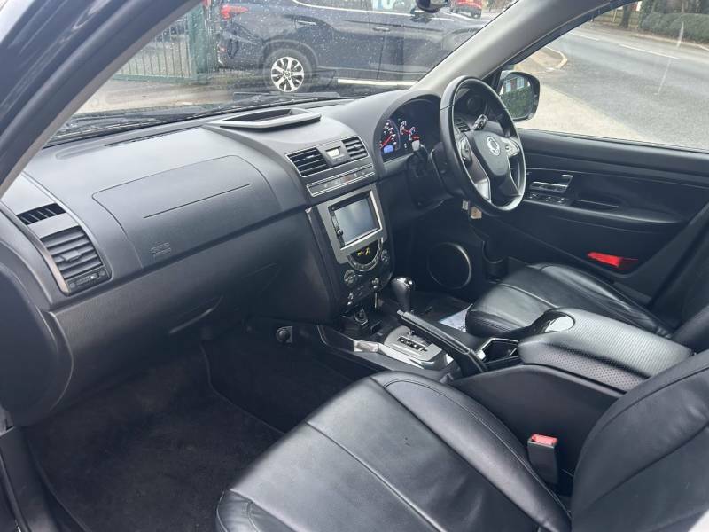 SsangYong Rexton W Ex Blue #14