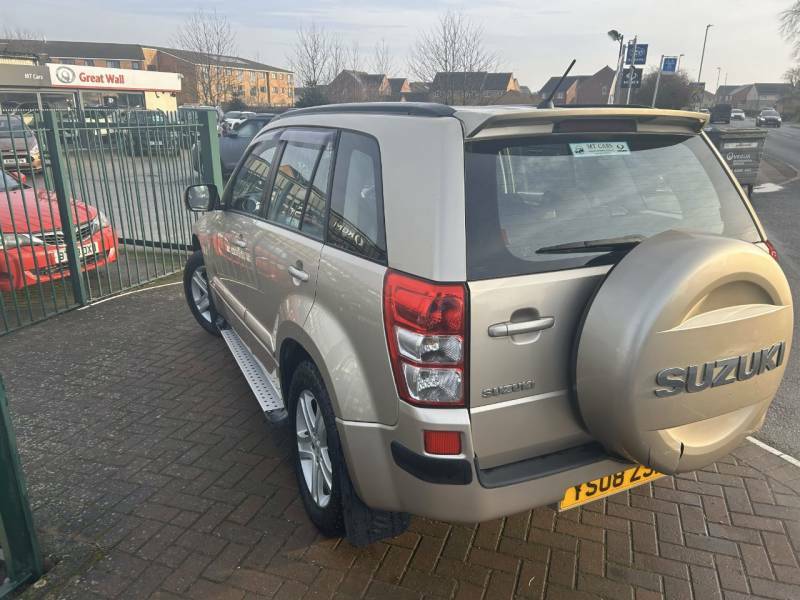 Suzuki Grand Vitara 2.0 16V - 2008 08 Beige #4