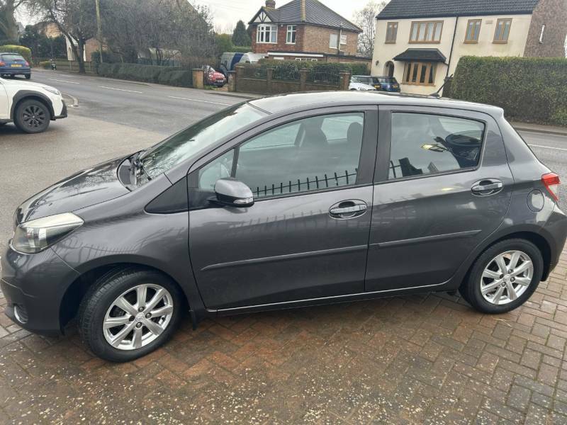 Toyota Yaris 1.33 Vvt-i Tr - 2011 61 PX61WZY Grey #3