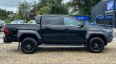Toyota HILUX Pickup Black #6