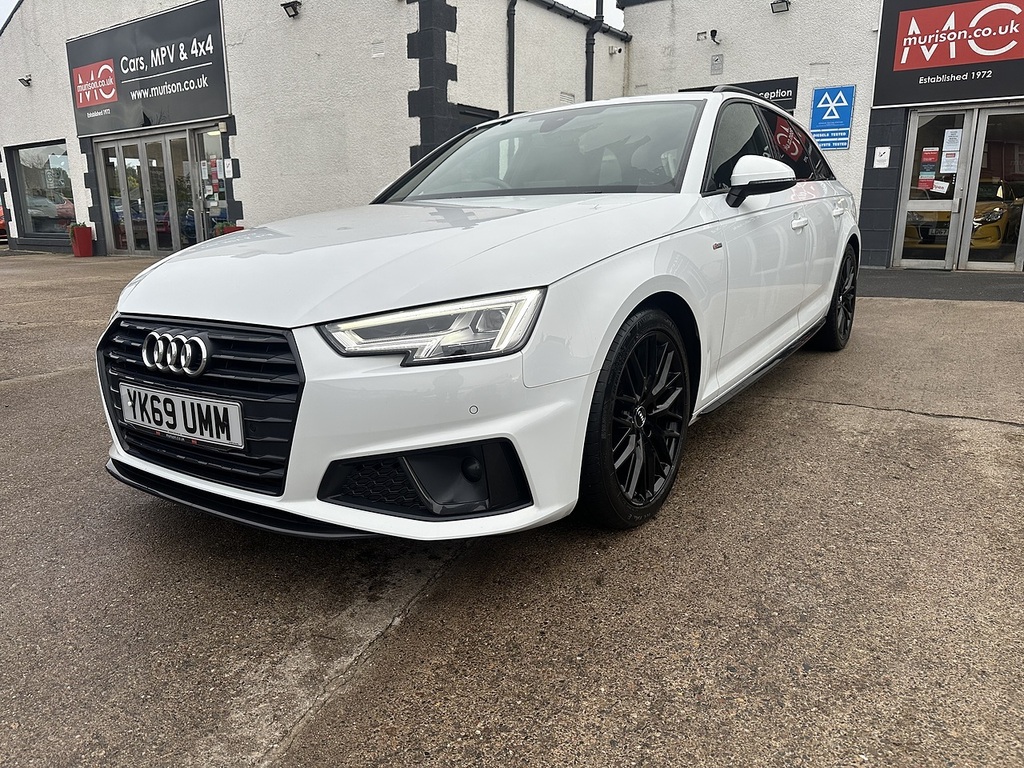 Audi A4 Avant Tfsi Black Edition YK69UMM White #5