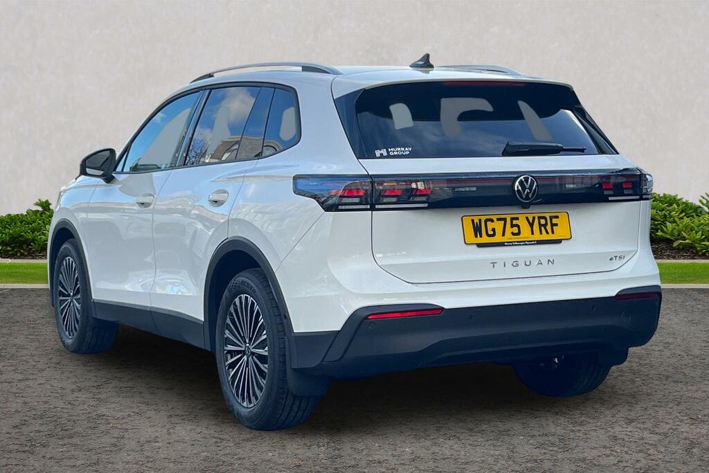 Volkswagen Tiguan 1.5 Etsi 150 Match Dsg WG75YRF White #3