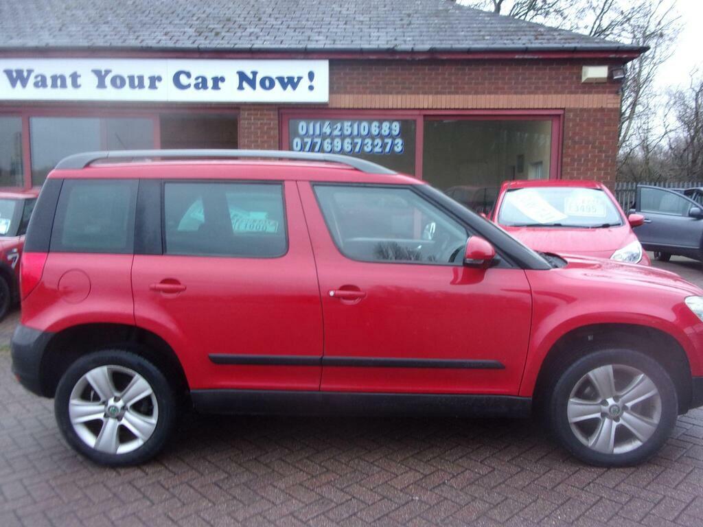 Skoda Yeti 1.2 Tsi Se Plus Dsg Euro 5 Red