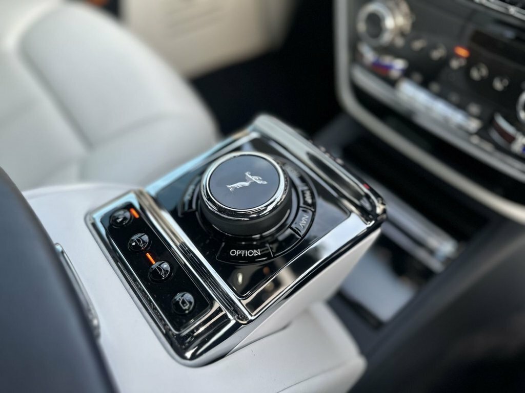 Rolls-Royce Phantom 6.75 V12 Saloon Euro 6 571 Ps Blue #4