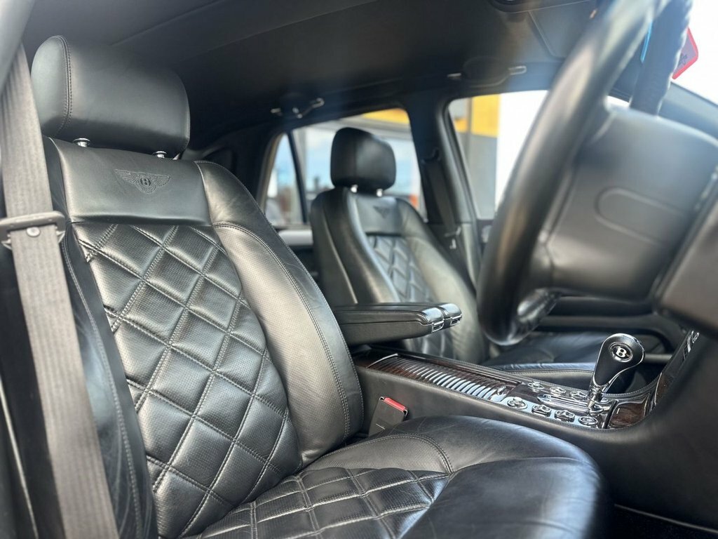 Bentley Arnage R #17