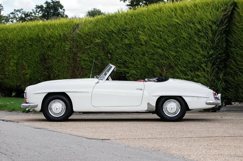 Mercedes-Benz 190 1.9L White #3