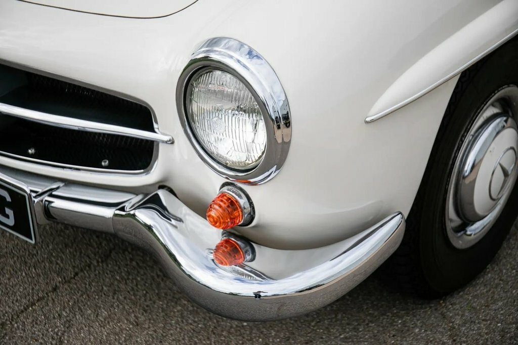 Mercedes-Benz 190 1.9L White #2