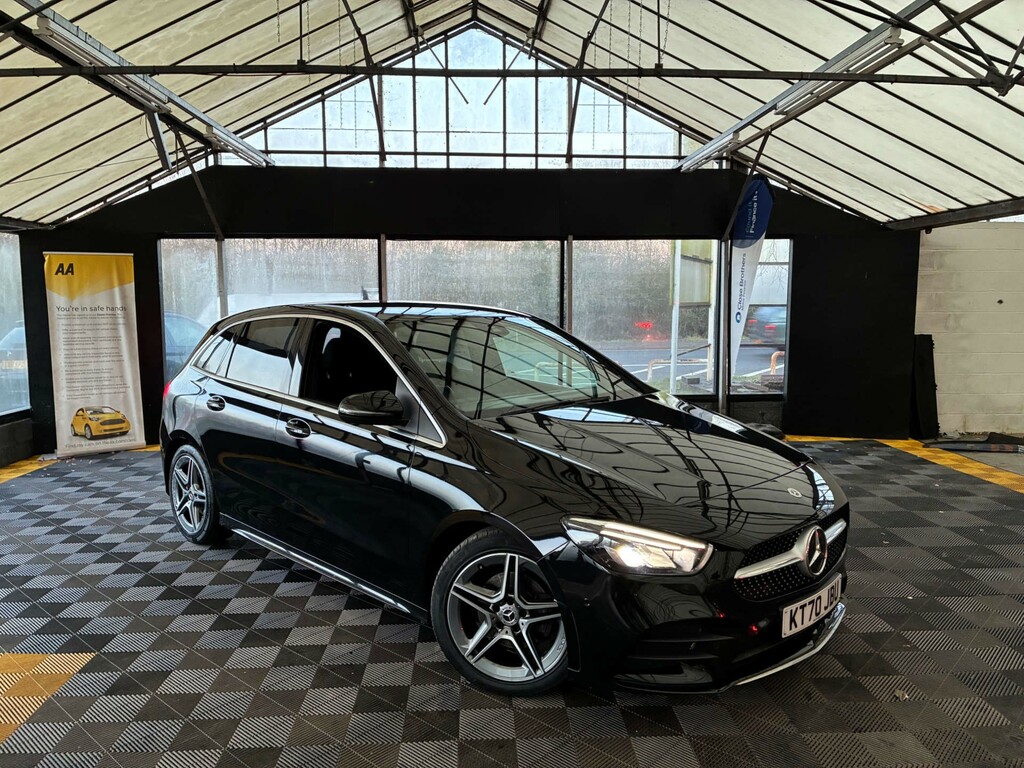 Mercedes-Benz 200 Mercedes Benz Gla Sport Executive White #1
