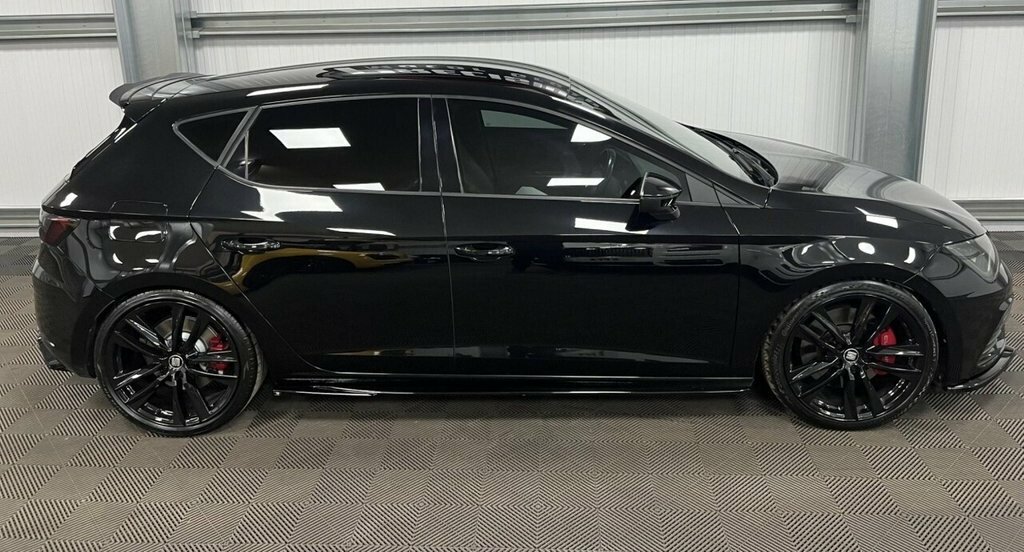 Seat Leon 2.0 Tsi Cupra 300 201767 YC67FBF Black #3