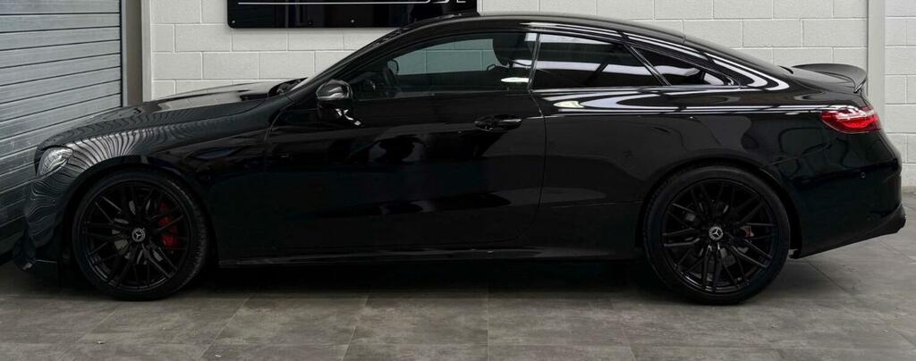 Mercedes-Benz E Class 2.0 E220d Amg Line 201818 SM18SDY Black #3