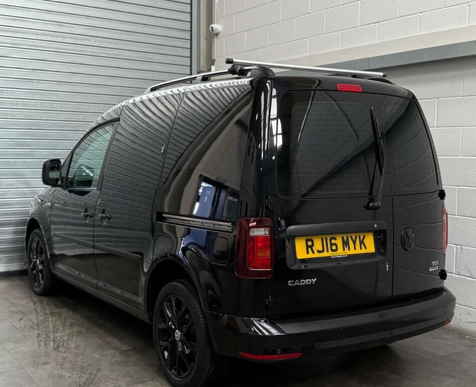 Volkswagen Caddy 2.0 Tdi C20 Bluemotion Tech Highline 201616 Black #2