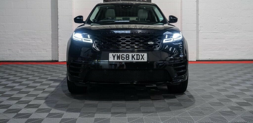 Land Rover Range Rover Velar 2.0 D180 R-dynamic Se 201868 YW68KDX Black #2