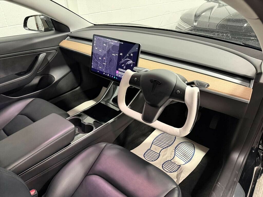 Tesla Model 3 Standard Range Plus 202070 BU70XHV Black #6