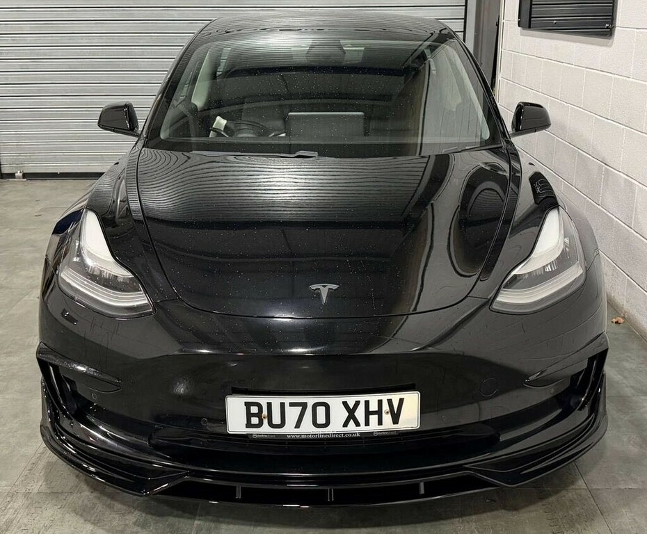 Tesla Model 3 Standard Range Plus 202070 BU70XHV Black #2