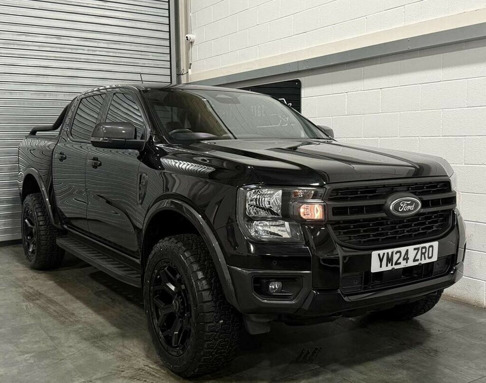 Ford Ranger 2.0 Ranger P703 Tremor Double Cab 2.0L Ecoblue 205 Black