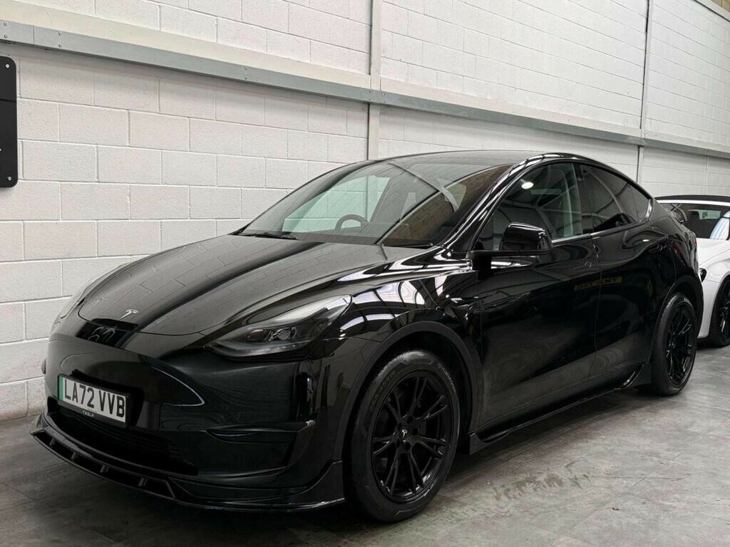 Tesla Model Y Auto 202272 LA72VVB Black #3