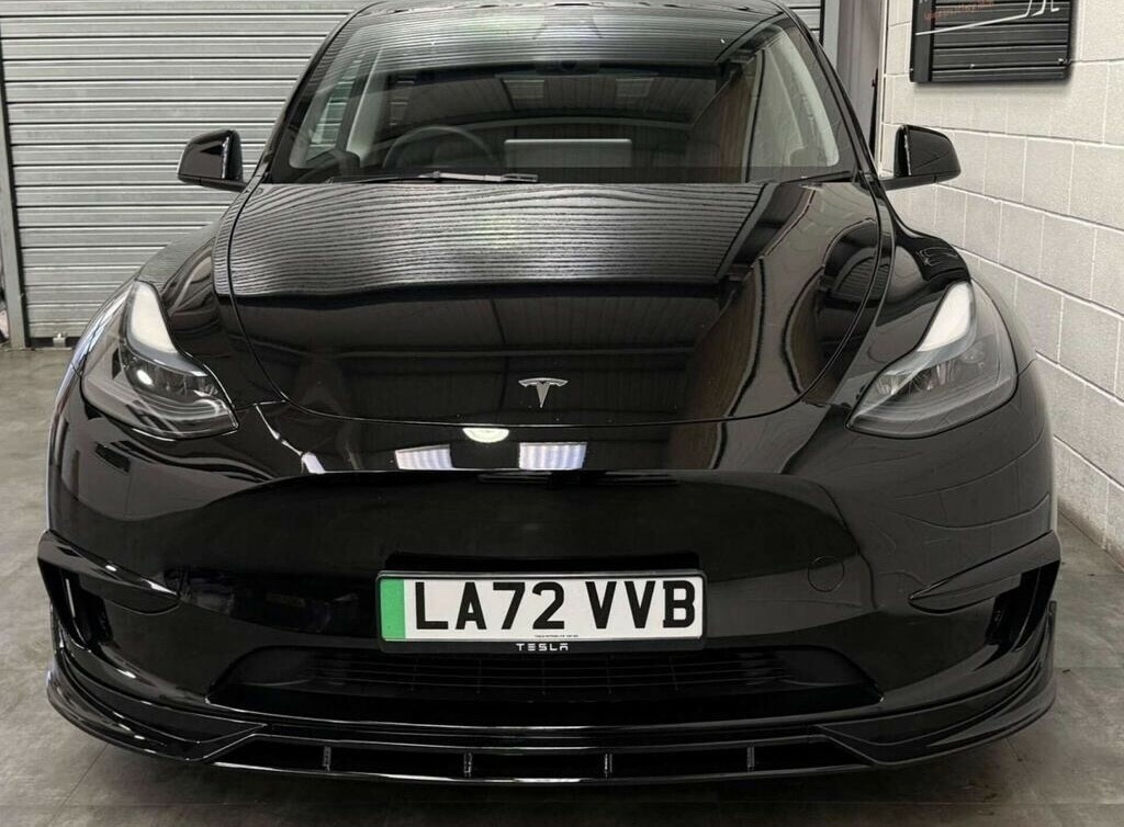 Tesla Model Y Auto 202272 LA72VVB Black #2