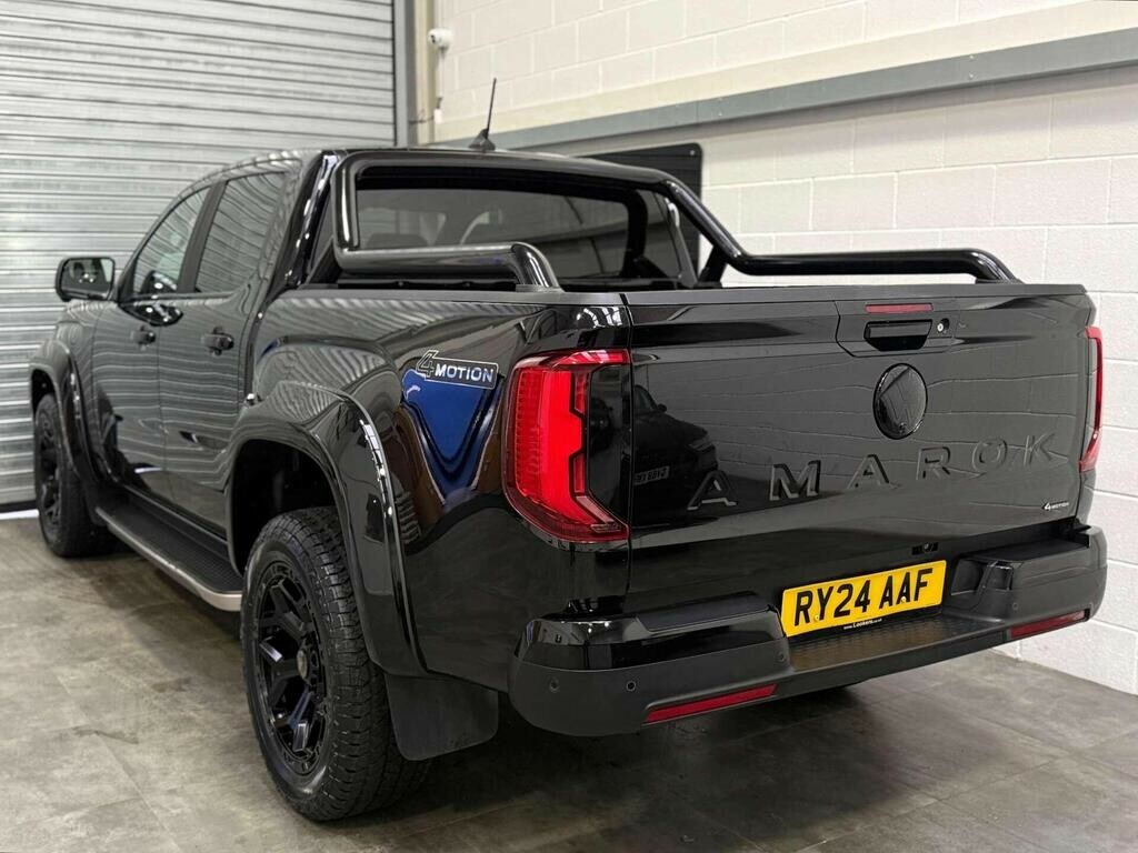Volkswagen Amarok 2.0 Tdi Style 202424 RY24AAF Black #4