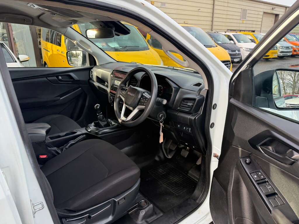 Isuzu D-Max Utility Dcb 4X4 Eu6 BX23UVV White #5