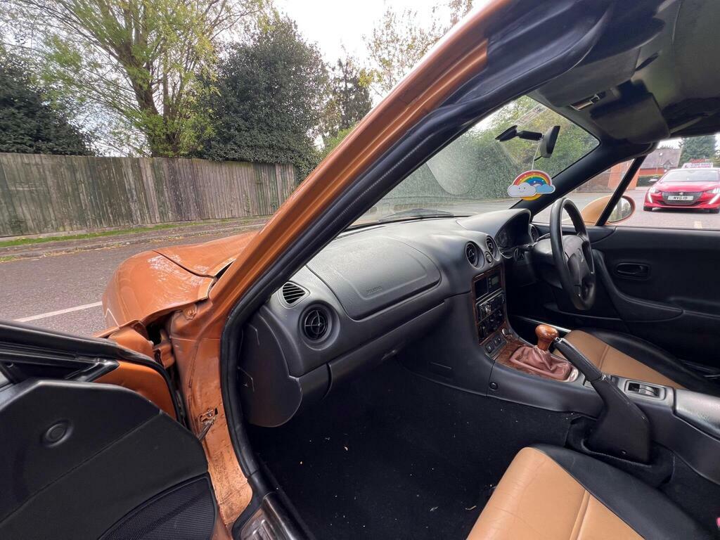 Mazda MX-5 1998 1.8 S Convertible 218 Gkm Silver #11
