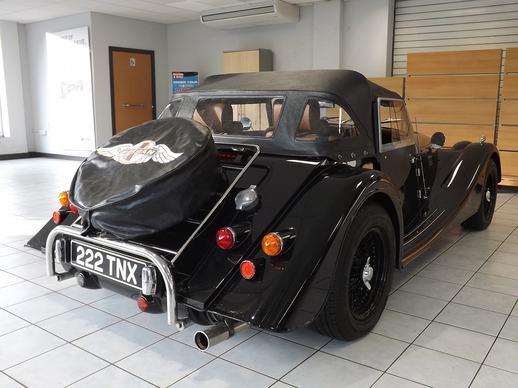 Morgan Plus Four Four 2.0 1.9 Red #19