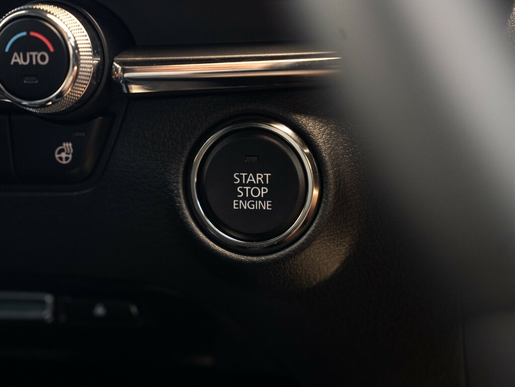 Mazda 3 Hatchback 062 Grey #32